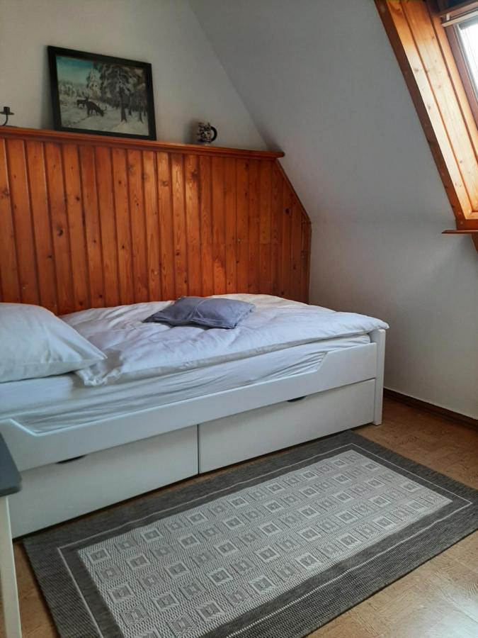 Haus Mit Ausblick 3 Schlafzimmer Wilkau-Hasslau Exterior photo